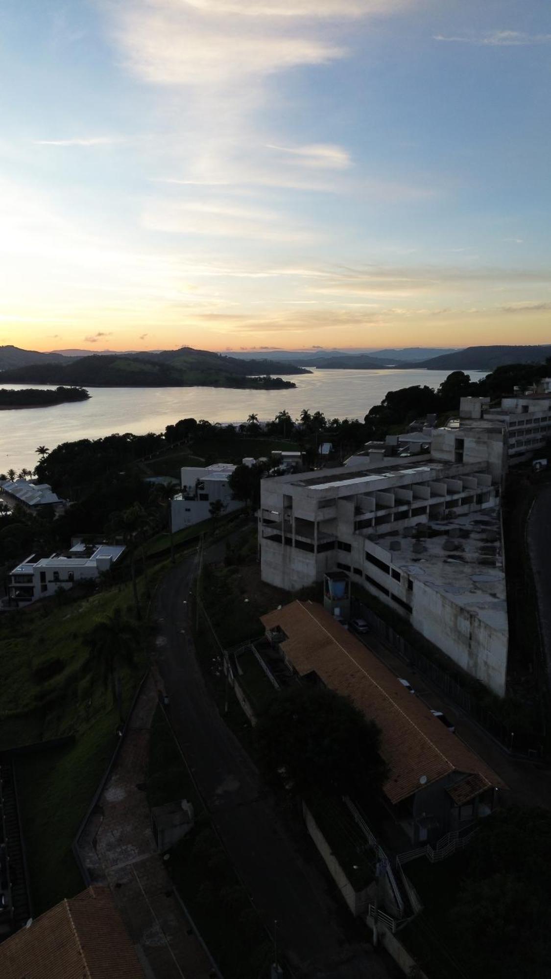 Hotel Escarpas Do Lago Капитолиу Экстерьер фото